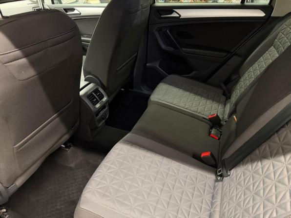 Volkswagen Tiguan II Рестайлинг с пробегом 2021 года, цена 2 330 000 рублей, 112938 км, внедорожник, Автокод Объявления