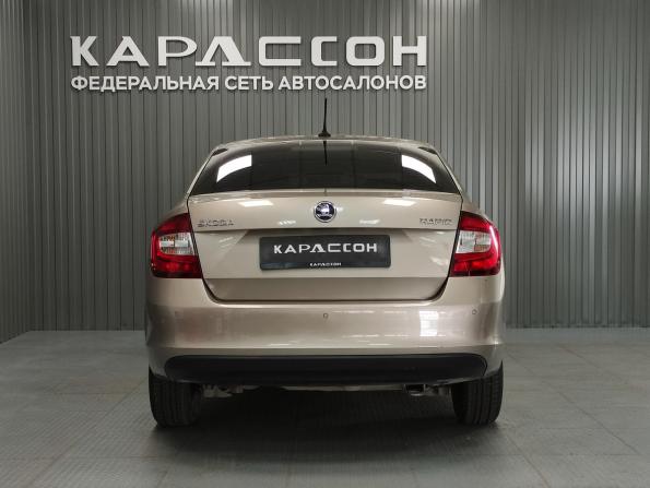 Skoda Rapid I с пробегом 2017 года, цена 1 000 000 рублей, 189400 км, лифтбек, Автокод Объявления