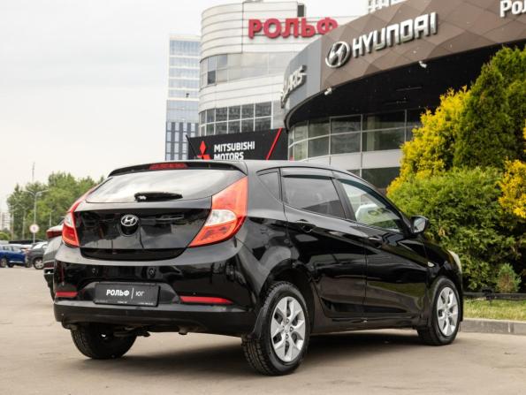 Hyundai Solaris I Рестайлинг с пробегом 2016 года, цена 648 000 рублей, 287656 км, хэтчбек, Автокод Объявления