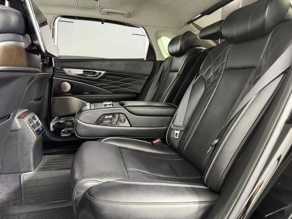 Kia K900 II с пробегом 2019 года, цена 2 950 000 рублей, 134000 км, седан, Автокод Объявления