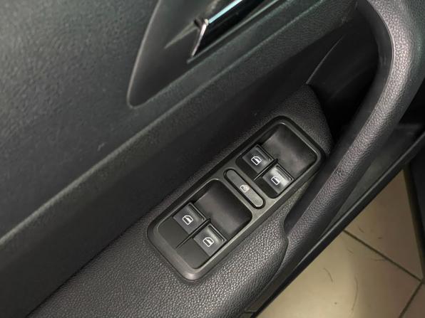 Skoda Yeti I Рестайлинг с пробегом 2015 года, цена 1 199 000 рублей, 152949 км, внедорожник, Автокод Объявления