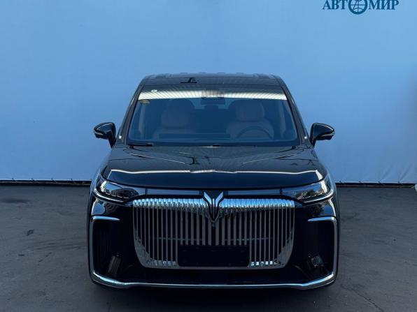 Voyah Dream I Рестайлинг с пробегом 2025 года, цена 6 990 000 рублей, 5005 км, минивэн, Автокод Объявления