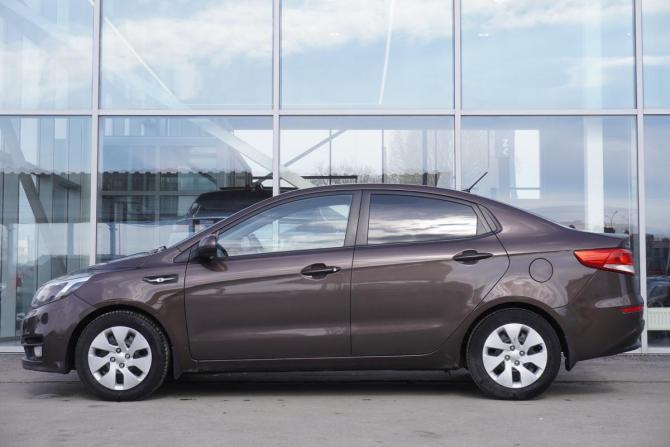 Kia Rio III Рестайлинг с пробегом 2015 года, цена 910 000 рублей, 170871 км, седан, Автокод Объявления