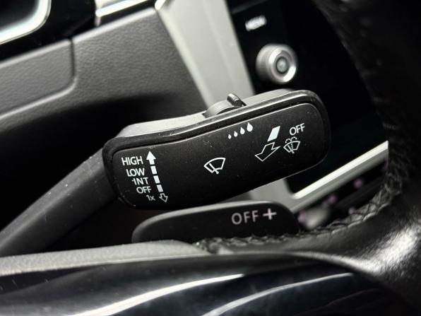 Volkswagen Passat B8 с пробегом 2018 года, цена 1 899 000 рублей, 127043 км, седан, Автокод Объявления