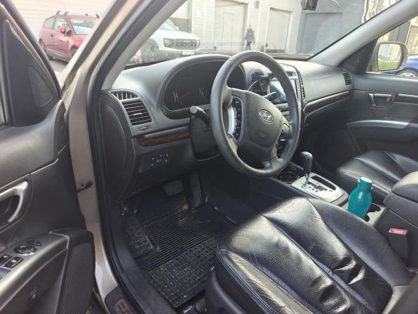 Hyundai Santa Fe II Рестайлинг с пробегом 2010 года, цена 1 169 000 рублей, 193597 км, внедорожник, Автокод Объявления