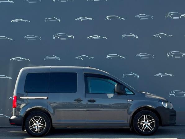 Volkswagen Caddy IV с пробегом 2018 года, цена 1 655 800 рублей, 111721 км, минивэн, Автокод Объявления