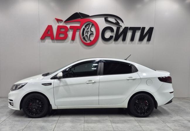 Kia Rio III Рестайлинг с пробегом 2015 года, цена 890 000 рублей, 189000 км, седан, Автокод Объявления