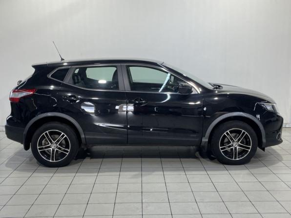 Nissan Qashqai II с пробегом 2016 года, цена 1 591 000 рублей, 113092 км, внедорожник, Автокод Объявления