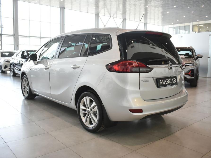 Opel Zafira C Москва  - изображение 4