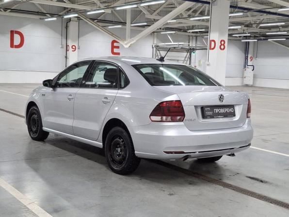 Volkswagen Polo V Рестайлинг с пробегом 2019 года, цена 1 195 000 рублей, 116495 км, седан, Автокод Объявления