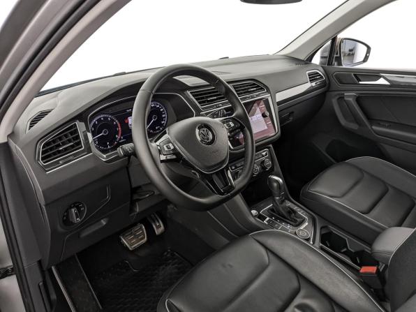 Volkswagen Tiguan II с пробегом 2018 года, цена 2 900 000 рублей, 62715 км, внедорожник, Автокод Объявления