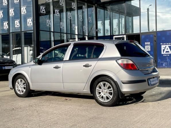 Opel Astra H с пробегом 2005 года, цена 425 000 рублей, 229100 км, хэтчбек, Автокод Объявления