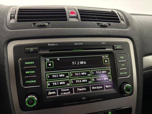 Skoda Octavia II (A5) Рестайлинг с пробегом 2011 года, цена 745 000 рублей, 255197 км, лифтбек, Автокод Объявления