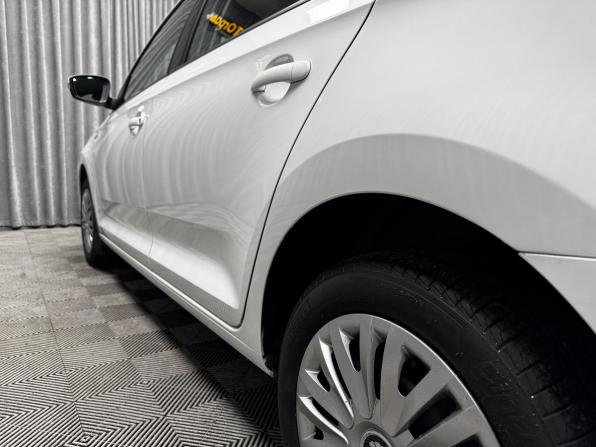 Skoda Rapid I Рестайлинг с пробегом 2018 года, цена 1 390 000 рублей, 134581 км, лифтбек, Автокод Объявления