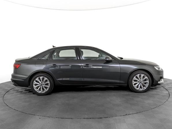 Audi A4 V (B9) Рестайлинг с пробегом 2021 года, цена 3 100 000 рублей, 94094 км, седан, Автокод Объявления