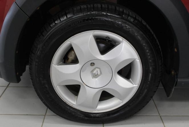 Renault Sandero I с пробегом 2013 года, цена 580 000 рублей, 121407 км, хэтчбек, Автокод Объявления
