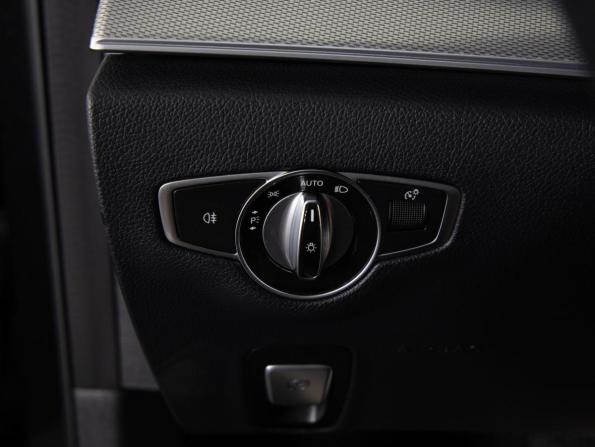 Mercedes-Benz E-Класс V (W213 S213 C238) с пробегом 2019 года, цена 1 799 000 рублей, 335709 км, седан, Автокод Объявления