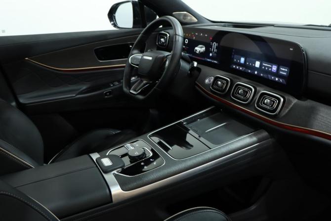 Jaecoo J8 с пробегом 2024 года, цена 3 399 000 рублей, 34220 км, внедорожник, Автокод Объявления