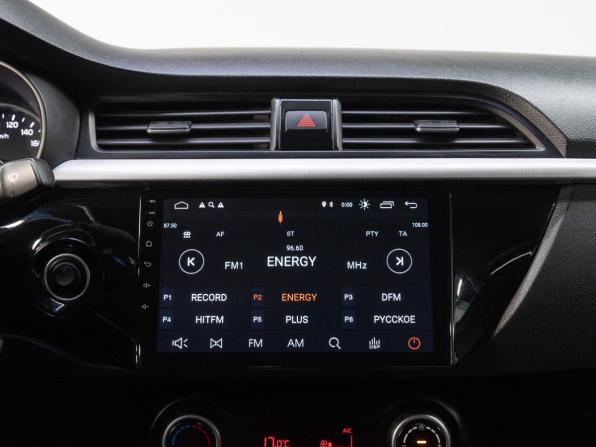 Kia Rio IV с пробегом 2018 года, цена 1 290 000 рублей, 89990 км, седан, Автокод Объявления
