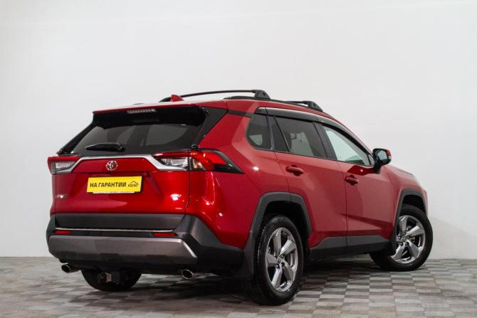 Toyota RAV4 V (XA50) с пробегом 2022 года, цена 4 529 000 рублей, 61200 км, внедорожник, Автокод Объявления