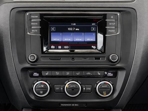 Volkswagen Jetta VI с пробегом 2014 года, цена 1 277 000 рублей, 103840 км, седан, Автокод Объявления