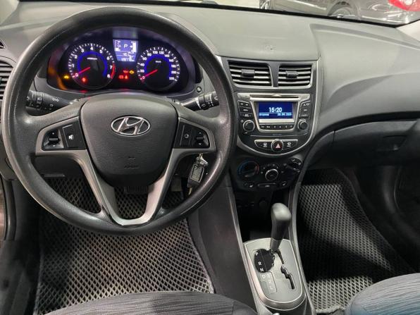 Hyundai Solaris I Рестайлинг с пробегом 2015 года, цена 859 000 рублей, 128000 км, седан, Автокод Объявления
