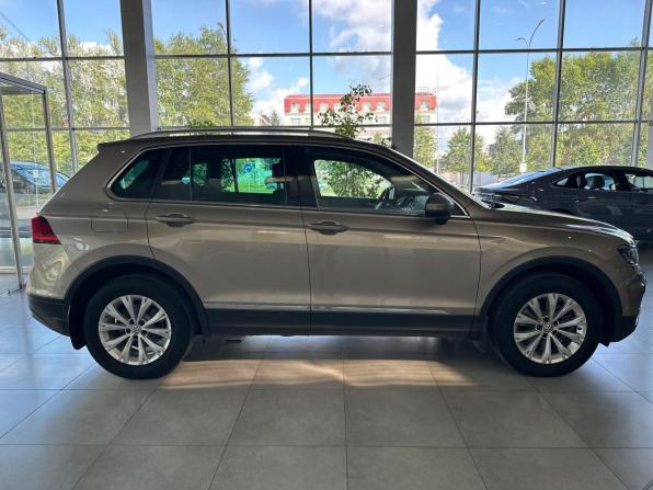 Volkswagen Tiguan II с пробегом 2017 года, цена 2 595 000 рублей, 99000 км, внедорожник, Автокод Объявления