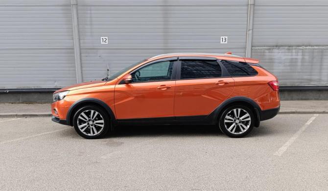 Lada (ВАЗ) Vesta I с пробегом 2020 года, цена 1 099 000 рублей, 111987 км, универсал, Автокод Объявления