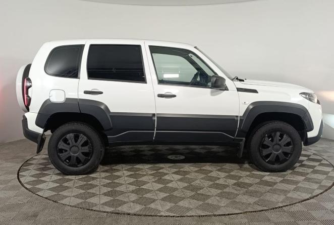 Lada (ВАЗ) Niva Travel I с пробегом 2023 года, цена 1 140 000 рублей, 14391 км, внедорожник, Автокод Объявления