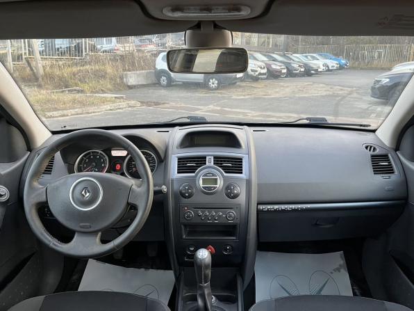 Renault Megane II Рестайлинг с пробегом 2008 года, цена 319 000 рублей, 280887 км, седан, Автокод Объявления
