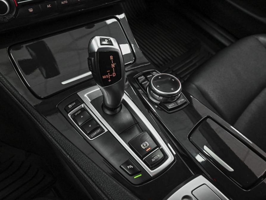 BMW 5 серии VI (F10/F11/F07) Рестайлинг Ставрополь  - изображение 12