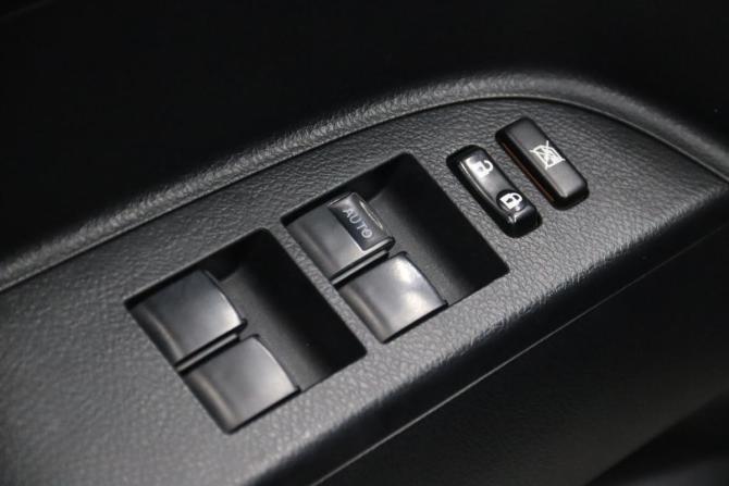 Toyota Highlander II (XU40) Рестайлинг с пробегом 2013 года, цена 1 895 950 рублей, 354694 км, внедорожник, Автокод Объявления