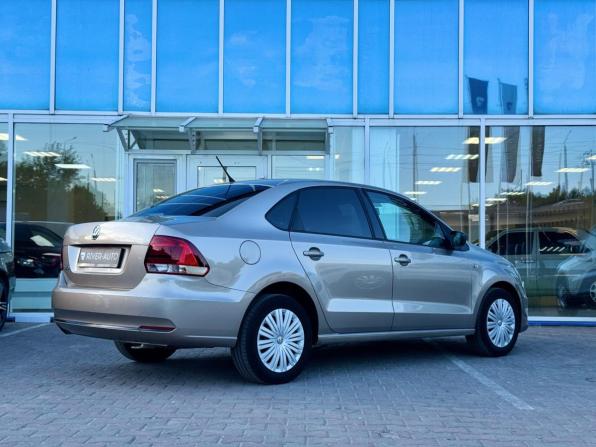 Volkswagen Polo V Рестайлинг с пробегом 2016 года, цена 1 100 000 рублей, 86955 км, седан, Автокод Объявления