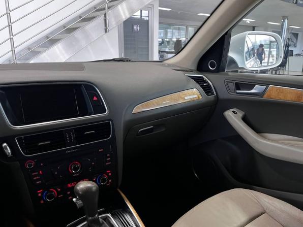Audi Q5 I (8R) с пробегом 2009 года, цена 1 289 900 рублей, 250000 км, внедорожник, Автокод Объявления