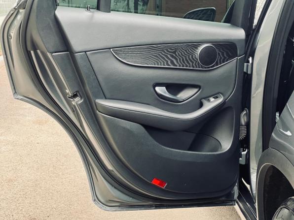 Mercedes-Benz GLC I (X253) с пробегом 2018 года, цена 2 590 000 рублей, 170500 км, внедорожник, Автокод Объявления