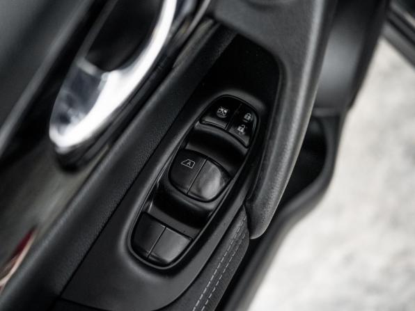 Nissan Qashqai II с пробегом 2018 года, цена 1 780 000 рублей, 132839 км, внедорожник, Автокод Объявления