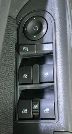 Opel Astra H Рестайлинг с пробегом 2013 года, цена 549 000 рублей, 288000 км, седан, Автокод Объявления