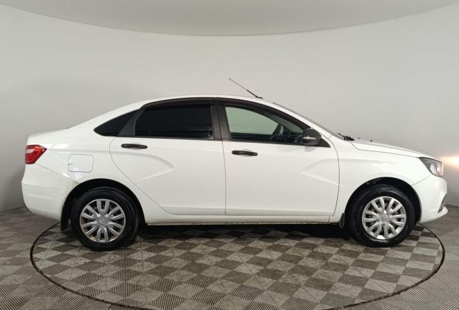 Lada (ВАЗ) Vesta I с пробегом 2017 года, цена 810 000 рублей, 96981 км, седан, Автокод Объявления