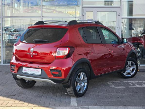 Renault Sandero II Рестайлинг с пробегом 2019 года, цена 1 349 000 рублей, 53352 км, хэтчбек, Автокод Объявления