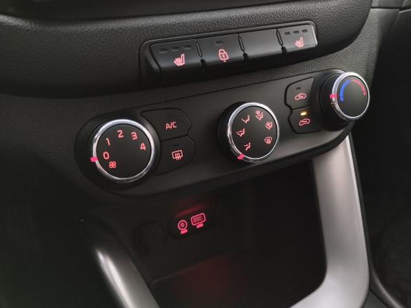 Kia Ceed II Рестайлинг с пробегом 2015 года, цена 970 000 рублей, 96590 км, хэтчбек, Автокод Объявления
