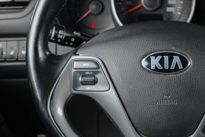 Kia Rio III Рестайлинг с пробегом 2017 года, цена 1 389 000 рублей, 96000 км, седан, Автокод Объявления