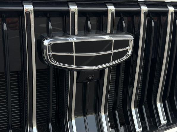 Geely Monjaro I Рестайлинг 2 с пробегом 2026 года, цена 3 950 000 рублей, 25 км, внедорожник, Автокод Объявления