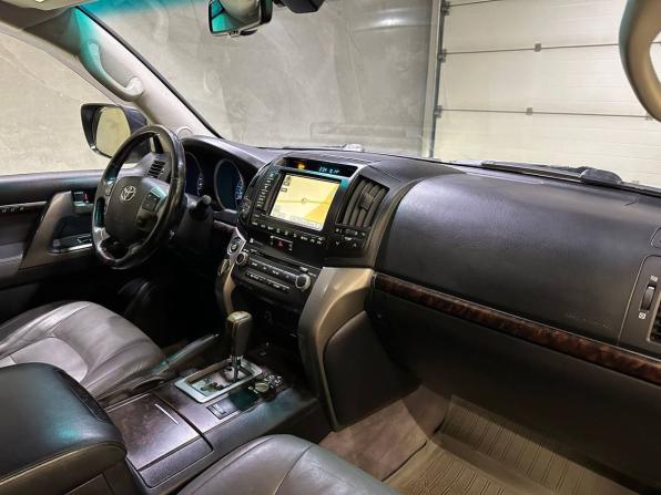 Toyota Land Cruiser 200 Series с пробегом 2009 года, цена 1 999 000 рублей, 237148 км, внедорожник, Автокод Объявления