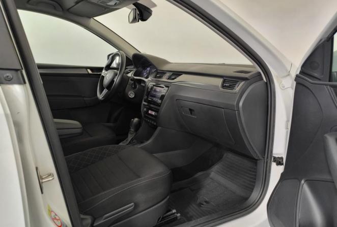 Skoda Rapid I Рестайлинг с пробегом 2019 года, цена 1 200 000 рублей, 73017 км, лифтбек, Автокод Объявления