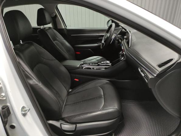 Hyundai Sonata VIII (DN8) с пробегом 2020 года, цена 1 885 000 рублей, 105000 км, седан, Автокод Объявления