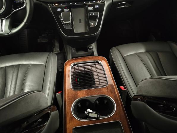 Hongqi HQ9 с пробегом 2022 года, цена 3 970 000 рублей, 79976 км, минивэн, Автокод Объявления