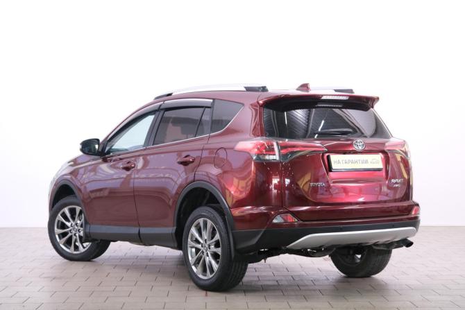 Toyota RAV4 IV (XA40) Рестайлинг с пробегом 2018 года, цена 2 619 000 рублей, 51000 км, внедорожник, Автокод Объявления