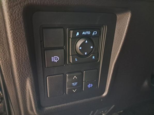 Toyota Land Cruiser Prado 150 Series Рестайлинг 3 с пробегом 2021 года, цена 5 900 000 рублей, 118000 км, внедорожник, Автокод Объявления