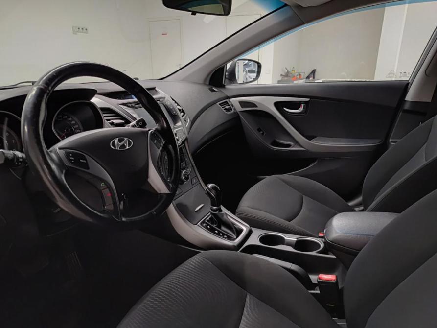 Hyundai Elantra V (MD) Рестайлинг Казань  - изображение 20