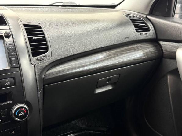 Kia Sorento II с пробегом 2010 года, цена 1 499 900 рублей, 175000 км, внедорожник, Автокод Объявления